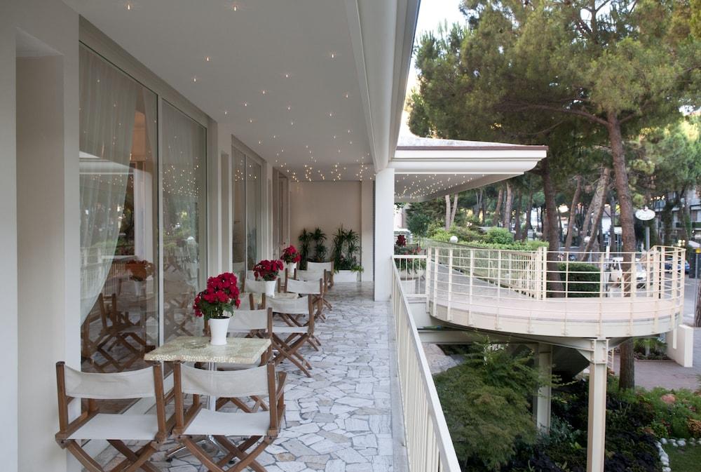 Hotel Doge Milano Marittima Zewnętrze zdjęcie